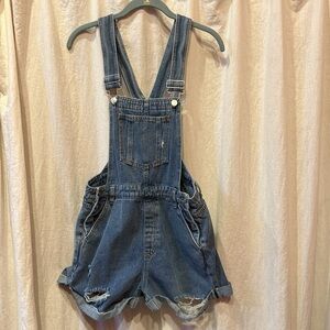 ⚜️ cute lil shortalls by WILD JUNKIE BOUTIQUE sz L